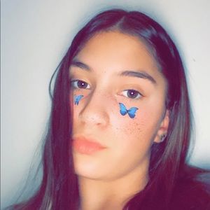 Meet your Posher, Casey